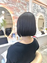 エル バイ ロンド 関(elle by Lond)&nbsp;[elle by lond]栗原　瑠世　外ハネ/切りっぱなし/ボブ