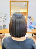 自然な縮毛矯正でクセ毛の悩み解決♪髪質改善美髪矯正