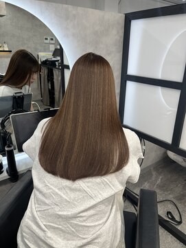 アイ(_i) 髪質改善ストレート×アディクシーカラー