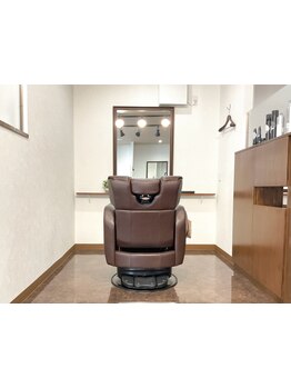 ラグジュアリーホテルのような空間で、ゆったり過ごしながら髪も心もキレイになれるサロンタイムを♪