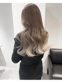 ベージュのグラデーションカラー