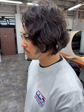 オズ(OZ) ミニウルフチェリーブラウンホワイトグレージュフェザーパーマ