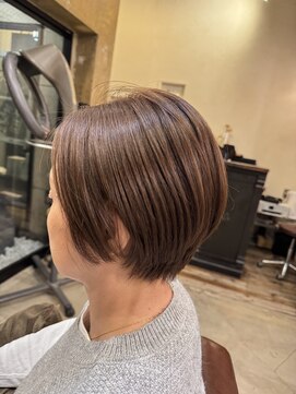 アンドヘアー 西葛西(&-HAIR) 40代、50代ブリーチを使わない白髪ぼかし　西葛西　ショートボブ