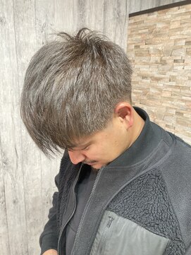 アイリーファンビリ(irie fambilly) メンズ低フェード×グレー
