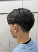 メンズセンターパートニュアンスパーマアップバング