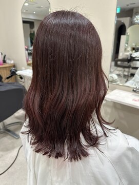 アヴァンス 光明池店(AVANCE.) 深みのあるワインレッドカラー