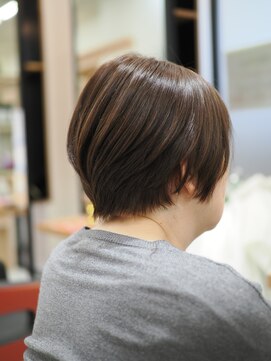 【伏見/醍醐】白髪染め/ショートカット/丸みショート/40代/50代