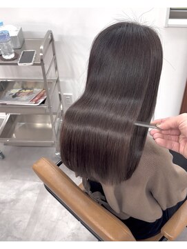 アップ(App.to) 髪質改善成分配合】メテオカラー+トリートメント+カット