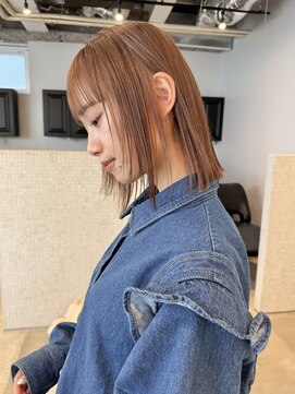 ディッセンバー 渋谷(December) ミルクティーベージュ/ケアブリーチ/ボブ/ワイドバング