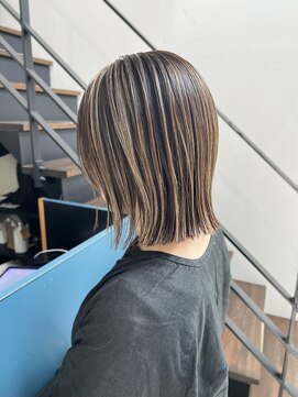 パースラヴ(PERS'LOV) 切りっぱなしボブ