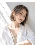 ショートボブ/ハイライト/大人女性/アッシュベージュ/脱白髪染め