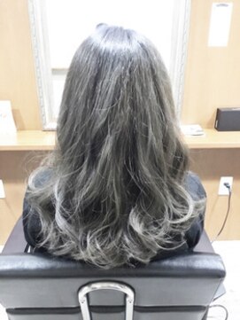 アンサルトヘア(unsarto hair) Ｗカラーで透明感のあるパールグレージュ☆