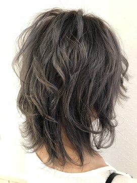 ネオリーブエム(Neolive em;) neolive em マットグレージュ☆☆