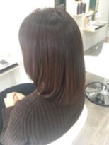 エルデ ナインズ ヘアー スタンド 川口店(elde 9's HAIR STAND) グレージュひし形シルエットの大人かわいい切りっぱなしボブ