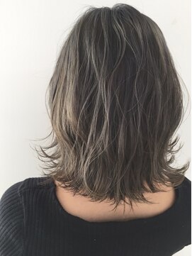 ラヴェストバイフレイスウェル(LOVEST by frace well) ブリーチで作る透け感アッシュカラー！