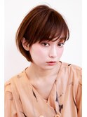 大人かわいい耳かけしてもバランスのいいショートボブ