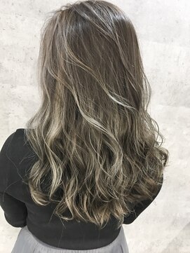 オリ(‘Oli) ハイライト＿オリーブグレイジュ