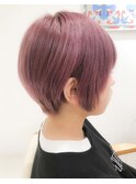 暖色系カラー　ショコラピンク　前髪なしショート