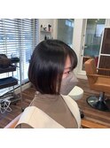 20代30代 大人かわいい小顔ショートボブ 艶感 ストレート 黒髪