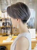 モリオ フロム ロンドン 大宮2号店(morio from London)&nbsp;【morio大宮／米村】シルバーヘア刈り上げショート