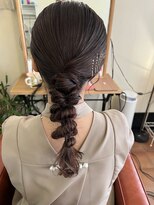 ヘア ミーツ ドレス プレローマ(HAIR meets dress pleroma)&nbsp;タイトめアレンジ