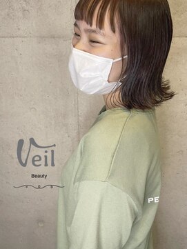 ベール(Veil) 外はねショートボブ
