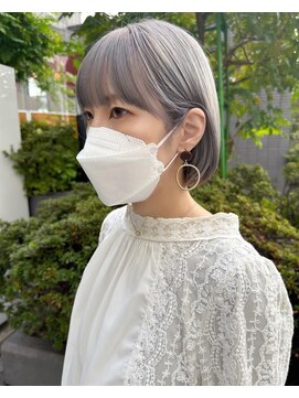 ローサバイ アルティナ 横浜店(Rosa by artina) ホワイトグレージュ_外国人風カラー_フリンジバング