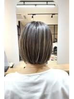 アネラ(Anela) ホワイトベージュ