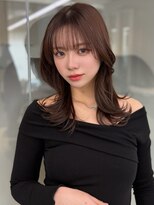 ソラ 広尾店(SORA)&nbsp;ミディアムレイヤー/顔周りカット/くびれ巻き