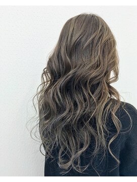 フェアアドヘア(fair -add hair-) ハイライト×カーキアッシュ