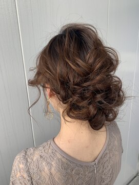 ヘアスタジオニコ(hair studio nico...) 下めアップ