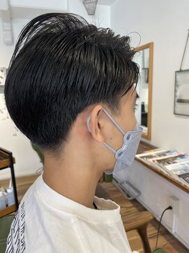 ホロホロ ヘアーデザイン(holoholo Hair Design) 刈り上げツーブロック メンズビジネスベリーショート