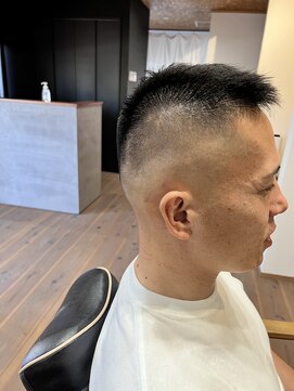 ウィムジー(Whimsy) スキンフェード