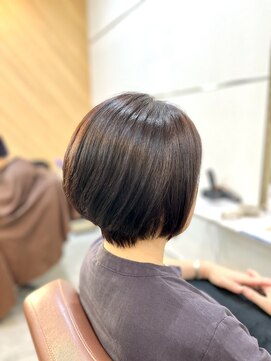 アキコ(AKIko) 艶髪ショートスタイル【20代30代40代50代】