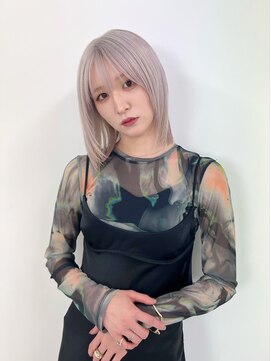 ヘアーデザイン アルエ(HAIR×design ARUE) ホワイトベージュ×レイヤーカット