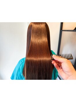 【自分の髪が好き…♪】今までコンプレックスだったくせ毛のお悩みも髪質改善＊縮毛矯正で徹底解決！＃箕面