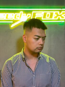 グリーディーフォックス 代々木(Greedy FOX) 波巻き/ハイライト/マッシュパーマ/ウルフ[シェービング]