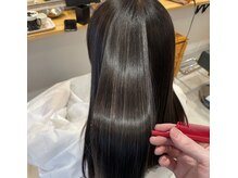 【髪質改善】独自の髪質改善で多少のうねりや広がりを抑えますダメージやパサつきも髪質改善でサラサラへ