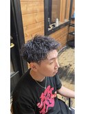 ピンパーマでつくる無造作スパイキーショート