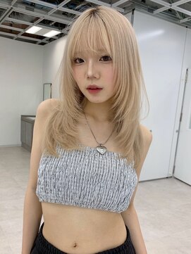 ユーフォリア 新宿通り(Euphoria) くびレイヤーエモージュケアカラー似合わせカットシアベージュ