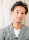 かき上げオールバック決まる大人スーツ刈り上げショートe新所沢