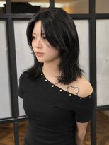 エストアール フクオカ 福岡博多店(est-r. Fukuoka)&nbsp;ハッシュカット/ミディアムレイヤー/ブルーブラック/博多