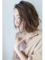 ネオリーブ クーロ(Neolive curro)&nbsp;ふんわり見せたい方へ☆外国人風ハイライトボブ