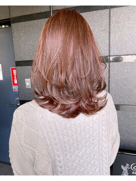 ジーナ バイ アルティナ(Dina by artina) レイヤーボブ×コーラルピンク[Dina立川]