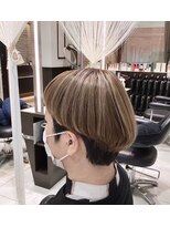 ミック ヘアアンドメイクアップ 高田店(miq Hair&Make up)&nbsp;ハイライト/アッシュ/ブリーチあり/マッシュショート/刈り上げ
