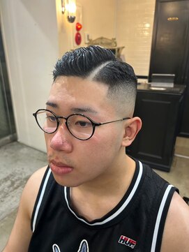 スティーロ 渋谷(Steelo) steelo フェードスタイル×サイドパート