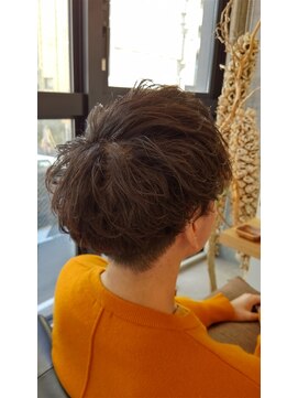 リュクスバトーバイトリコ 船橋南口店(Luxe BATEAU by tricot) メンズパーマ