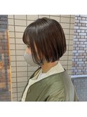 ショートボブ_大人ボブ__艶カラー