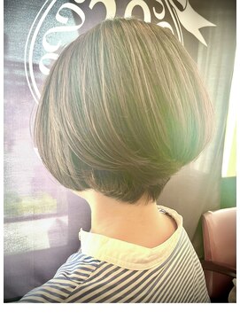 サーティエイト(38) うなじキレイ丸み小顔グラデショート/ショート/髪質改善/カラー