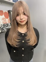 ペレ 梅田(PELE)&nbsp;イメチェン/ホワイトブロンド/外ハネボブ/美髪/梅田